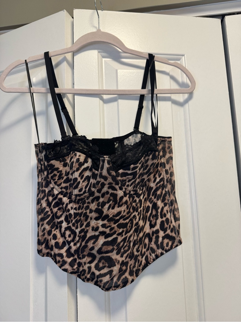 Sincerly Jules Leopard-Print Lace-Trim Bandeau Top - Black/Tan